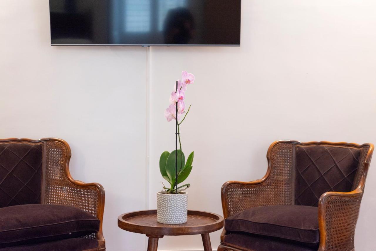 Modern Hospitality Naples Exclusive Stay المظهر الخارجي الصورة