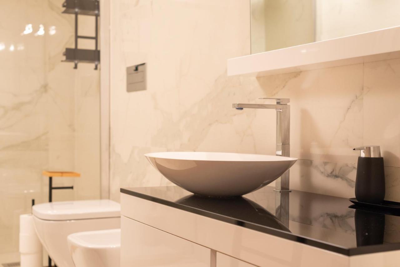 Modern Hospitality Naples Exclusive Stay المظهر الخارجي الصورة